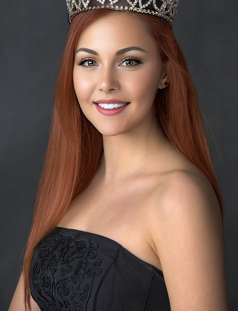 亚冠精英联赛西亚区已有5队晋级淘汰赛，东亚区.