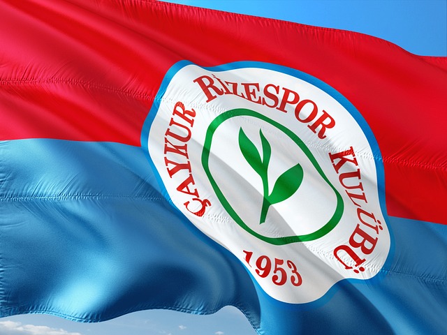 时扔烟花喊 时扔烟花喊